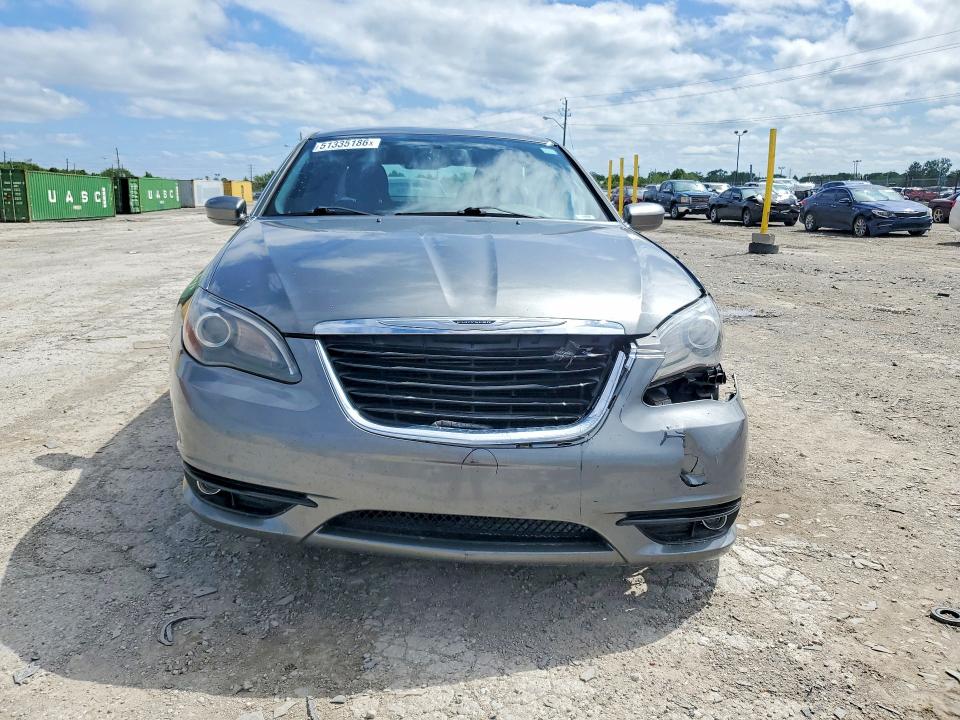2013 Chrysler 200 მანქანა იყიდება აუქციონზე, vin: 1C3CCBBG3DN745347, აუქციონის ნომერი: 51335186