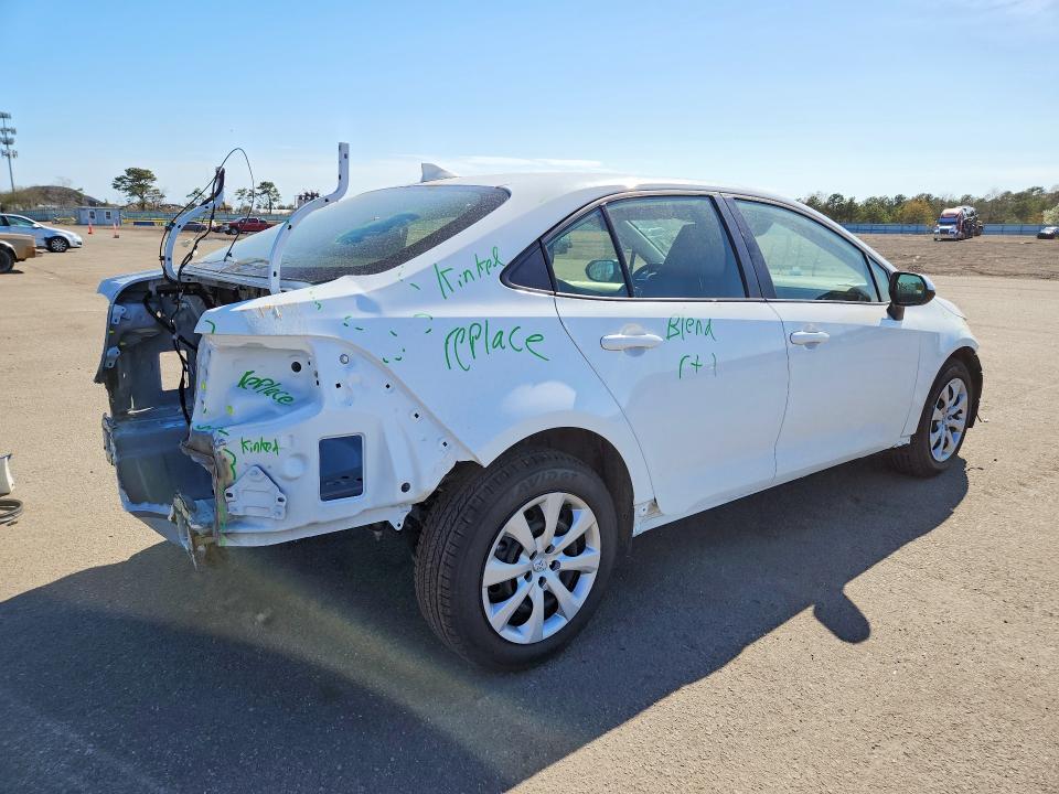 Продажа на аукционе авто 2026 Toyt Corolla, vin: JTDBCMFE5T3117330, номер лота: 50916666