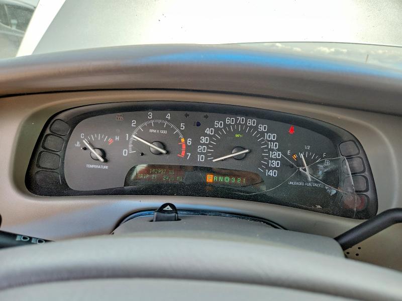 Продажа на аукционе авто 2000 Buick Park Avenue, vin: 1G4CW54K2Y4246746, номер лота: 51874876