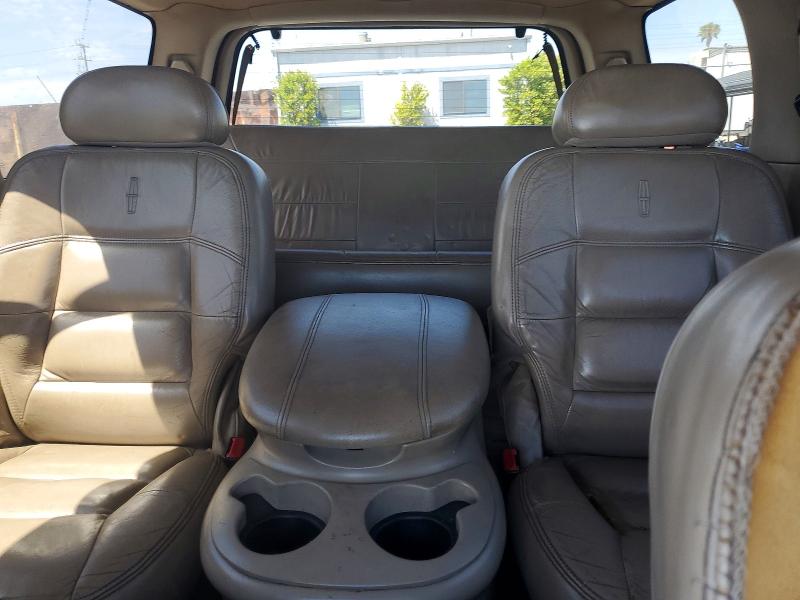 Продаж на аукціоні авто 2000 Lincoln Navigator, vin: 5LMEU27A7YLJ40778, номер лоту: 51347026