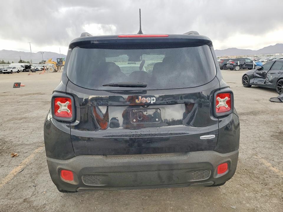 49927796 :رقم المزاد ، ZACCJBBT0FPB21367 vin ، 2015 Jeep Renegade مزاد بيع