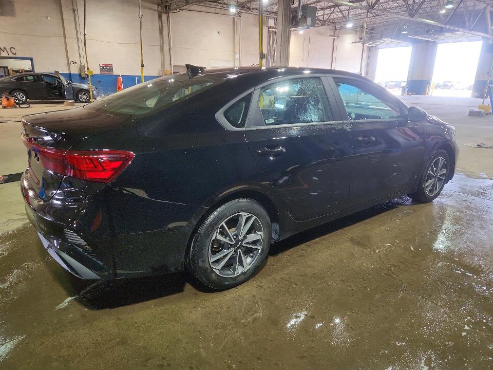 Продажа на аукционе авто 2024 Kia Forte, vin: 3KPF24AD0RE745168, номер лота: 51355746