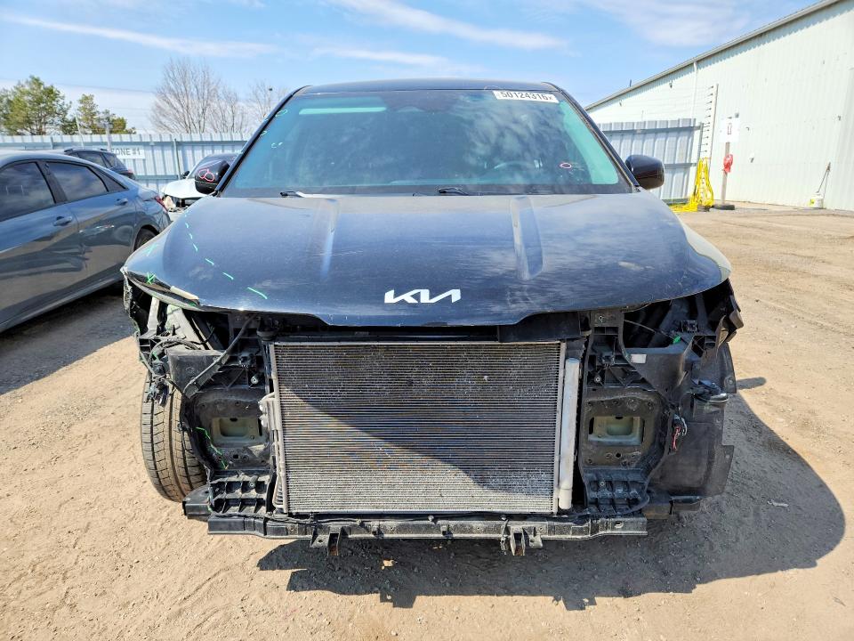 Auction sale of the 2023 Kia Carnival Lx, vin: KNDNB5H39P6202547, lot number: 50124316