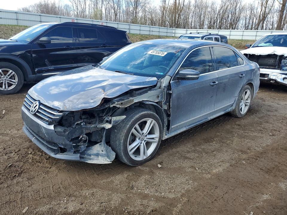 49785076 :رقم المزاد ، 1VWBN7A30DC078677 vin ، 2013 Volkswagen Passat مزاد بيع