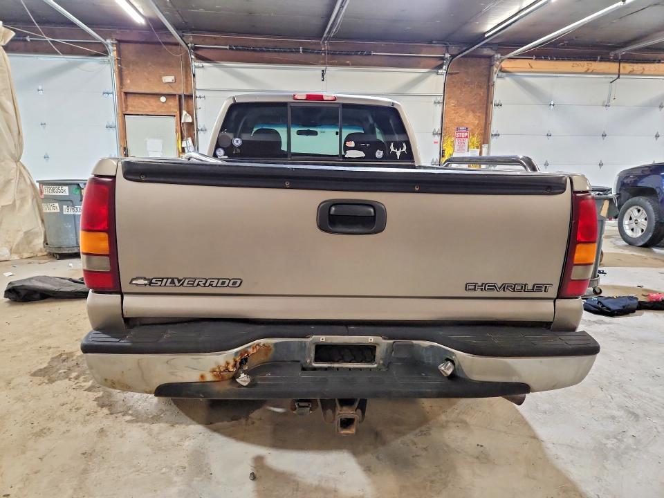 Продаж на аукціоні авто 2000 Chevrolet Silverado, vin: 2GCEK19TXY1178209, номер лоту: 49054456