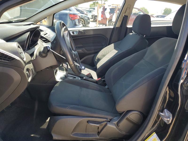 49575386 :رقم المزاد ، 3FADP4EJ2FM221228 vin ، 2015 Ford Fiesta مزاد بيع