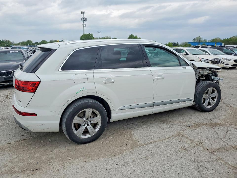Продаж на аукціоні авто 2017 Audi Q7, vin: WA1AHAF70HD050385, номер лоту: 50774706