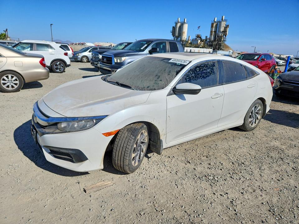 48085526 :رقم المزاد ، 2HGFC2F70JH542652 vin ، 2018 Honda Civic مزاد بيع