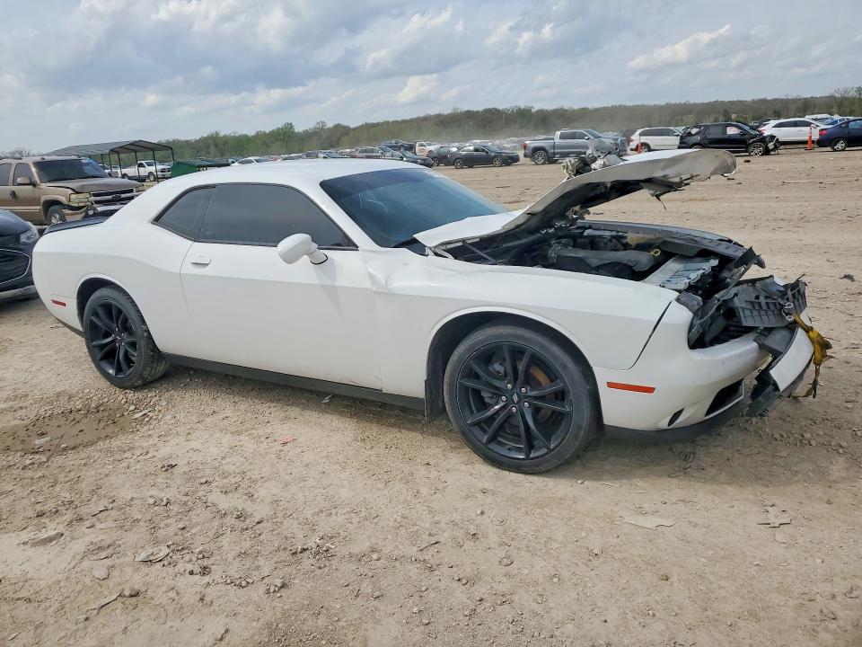 49794626 :رقم المزاد ، 2C3CDZAG8JH118770 vin ، 2018 Dodge Challenger مزاد بيع