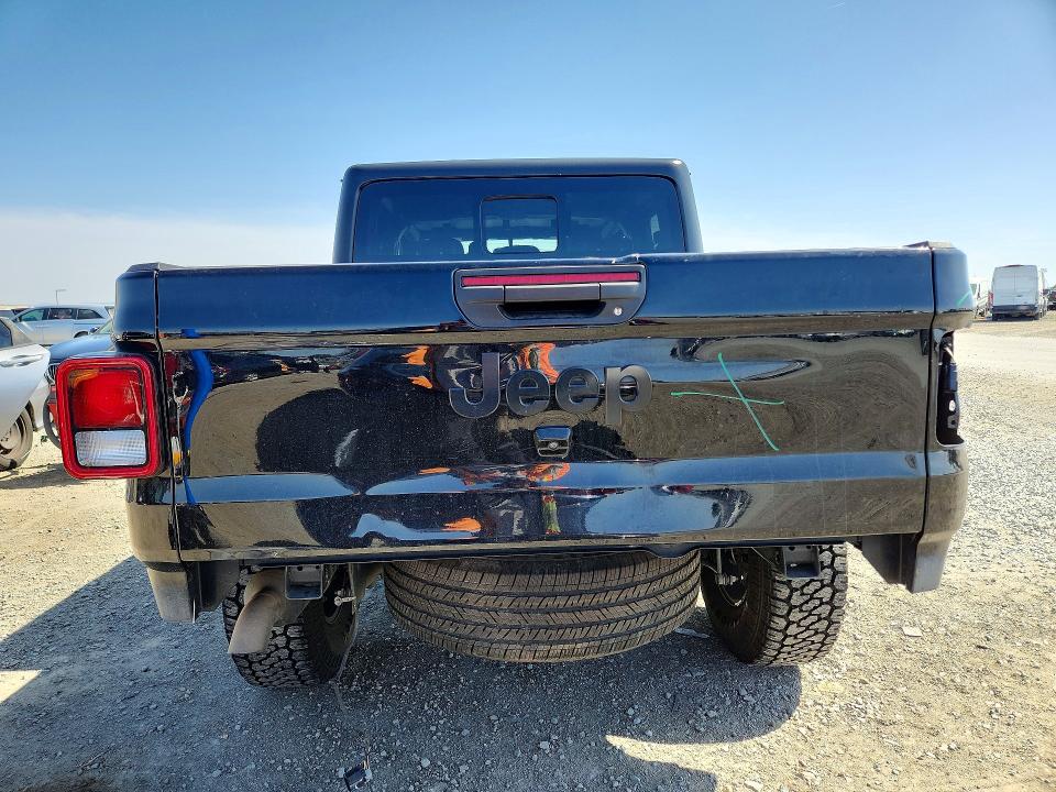 Продажа на аукционе авто 2021 Jeep Gladiator, vin: 1C6HJTAG3ML576786, номер лота: 51501216