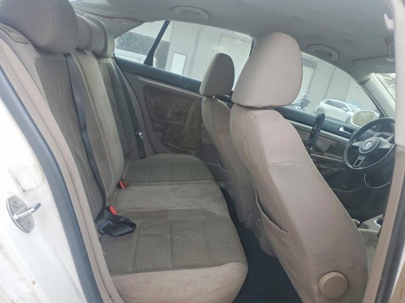 48422076 :رقم المزاد ، 3VWJX7AJ9AM032330 vin ، 2010 Volkswagen Jetta مزاد بيع