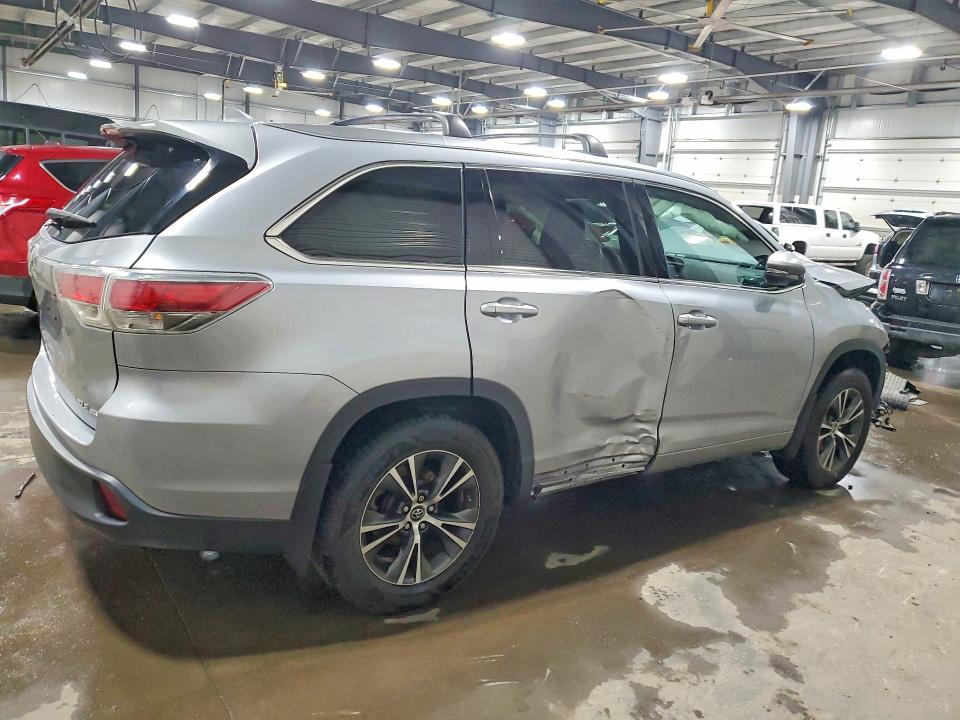 51800386 :رقم المزاد ، 5TDJKRFH1GS504077 vin ، 2016 Toyota Highlander مزاد بيع