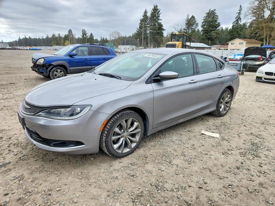 48479656 :رقم المزاد ، 1C3CCCBB9FN725911 vin ، 2015 Chrysler 200 مزاد بيع