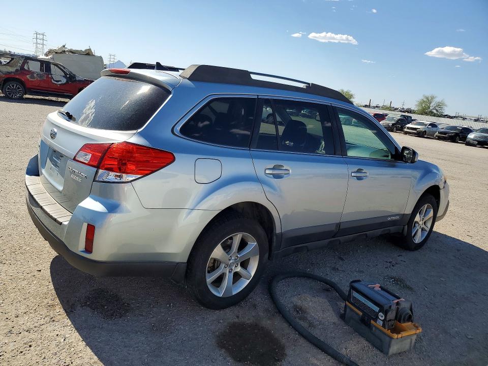 2013 Subaru Outback მანქანა იყიდება აუქციონზე, vin: 4S4BRBKC7D3310728, აუქციონის ნომერი: 50411286