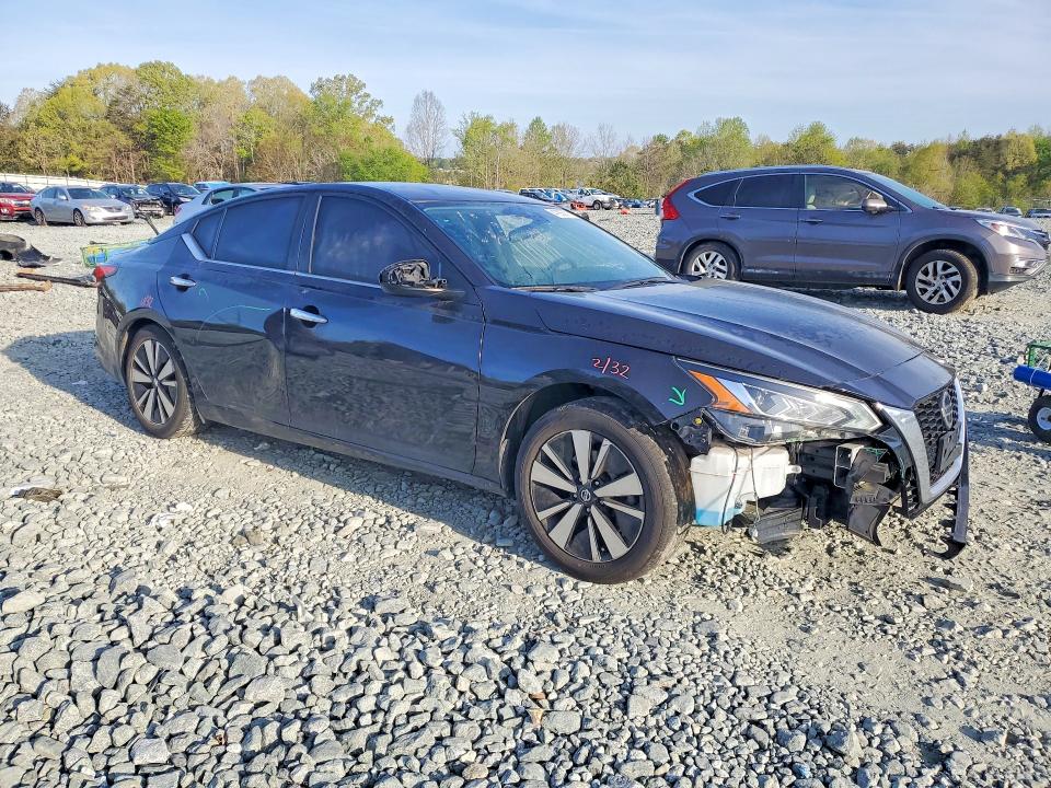 Продаж на аукціоні авто 2021 Nissan Altima, vin: 1N4BL4DVXMN361022, номер лоту: 47855076