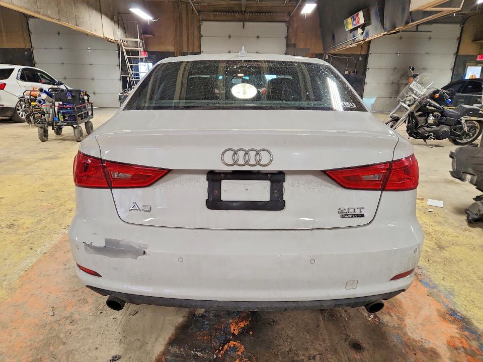 48169756 :رقم المزاد ، WAUBFGFF1F1103553 vin ، 2015 Audi A3 مزاد بيع