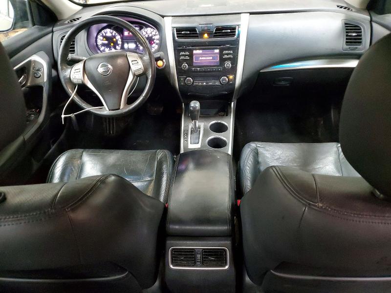 2015 Nissan Altima მანქანა იყიდება აუქციონზე, vin: 1N4AL3AP3FN389808, აუქციონის ნომერი: 46739436