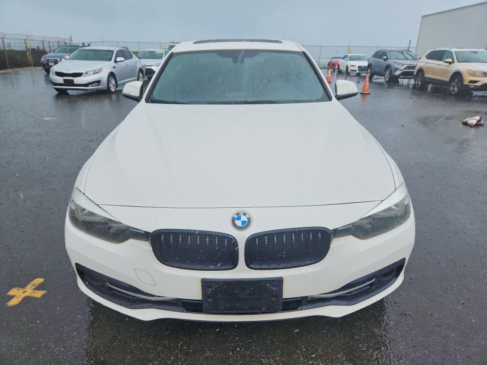 2016 Bmw 328 მანქანა იყიდება აუქციონზე, vin: WBA8E9C5XGK648635, აუქციონის ნომერი: 48656556