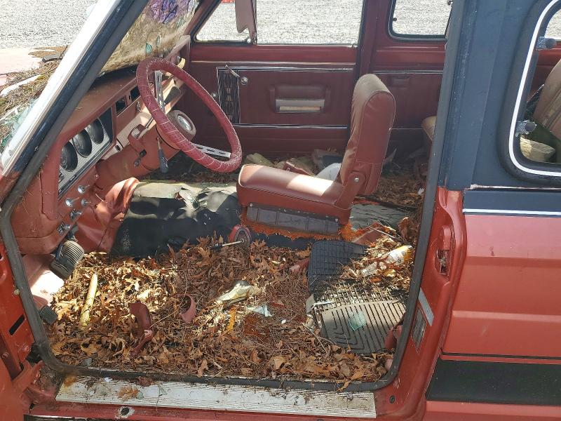 49455046 :رقم المزاد ، J9A17NN093754 vin ، 1990 Jeep Wagoneer مزاد بيع