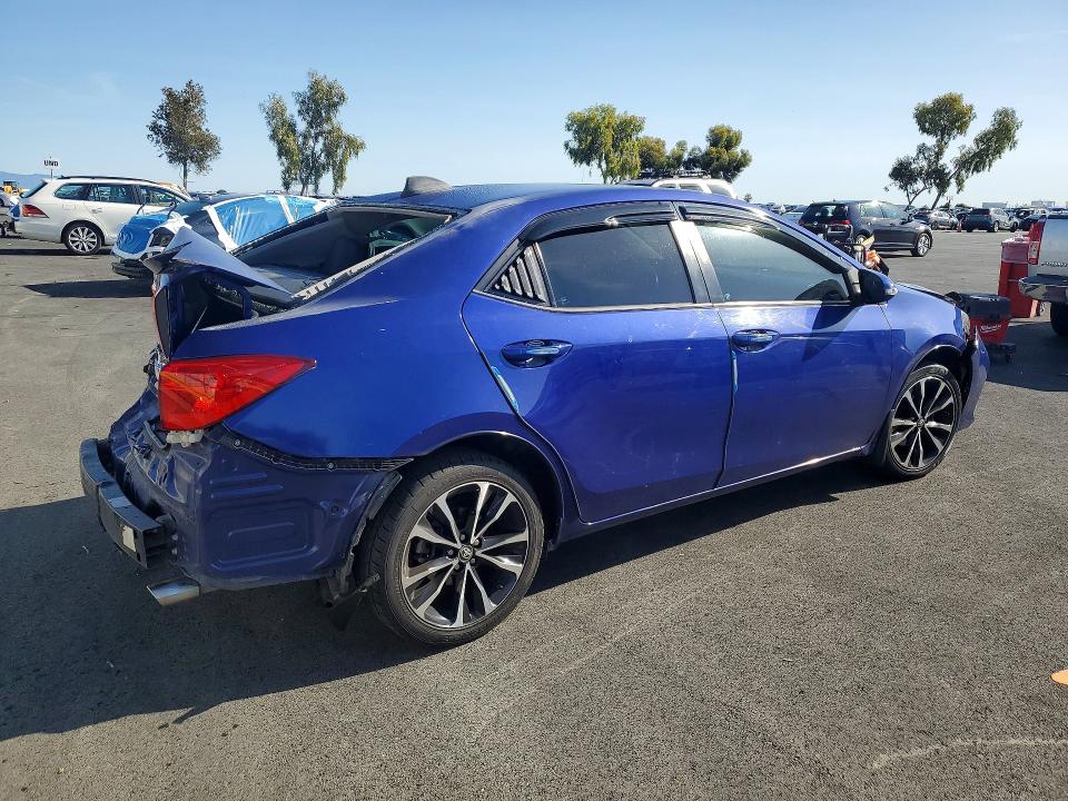 Продажа на аукционе авто 2017 Toyota Corolla, vin: 5YFBURHE8HP676053, номер лота: 49965116