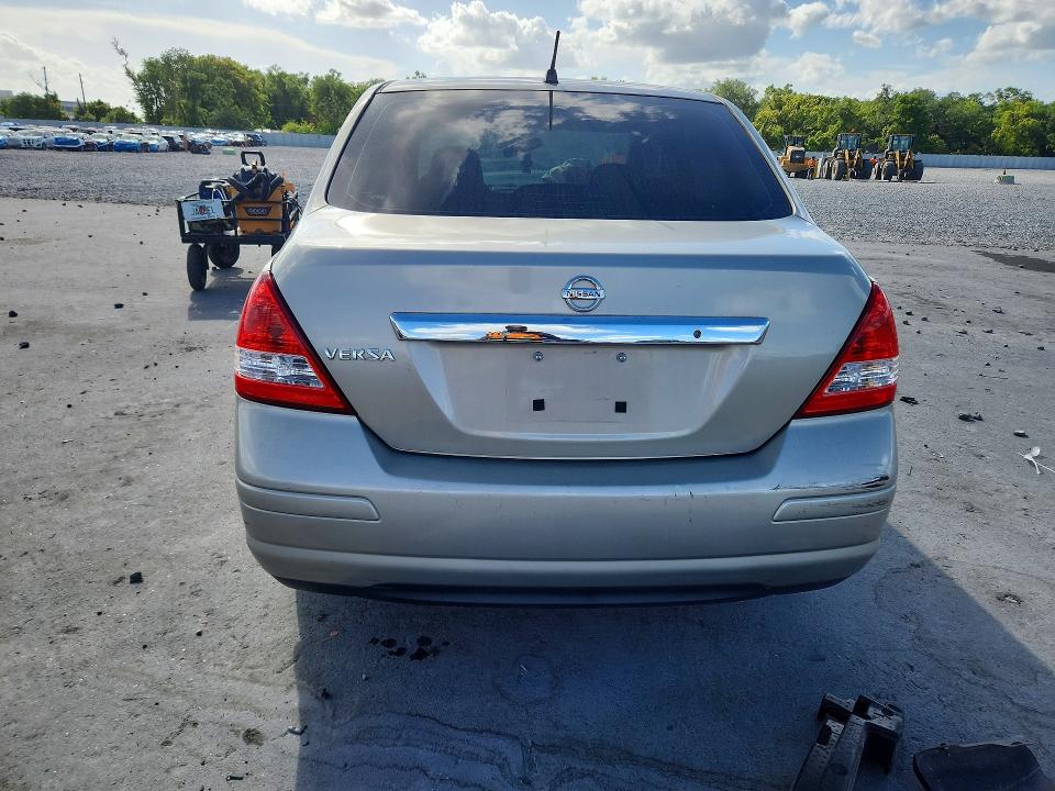 53277446 :رقم المزاد ، 3N1BC11E59L498246 vin ، 2009 Nissan Versa مزاد بيع