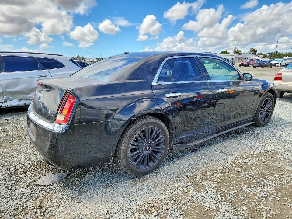 Продажа на аукционе авто 2011 Chrysler 300c, vin: 2C3CK6CT1BH523966, номер лота: 49625626