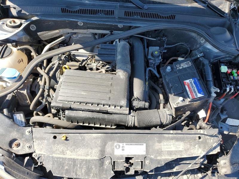 47366466 :رقم المزاد ، 3VW267AJ2GM205136 vin ، 2016 Volkswagen Jetta مزاد بيع