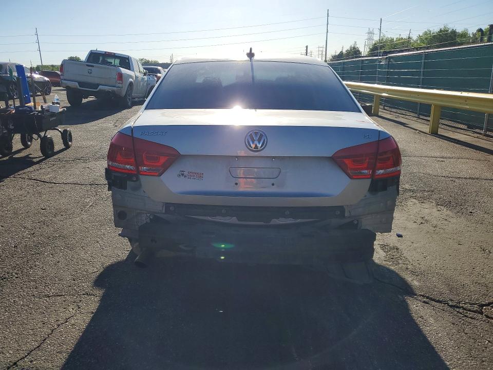 Продажа на аукционе авто 2013 Volkswagen Passat, vin: 1VWBH7A34DC003410, номер лота: 51012656