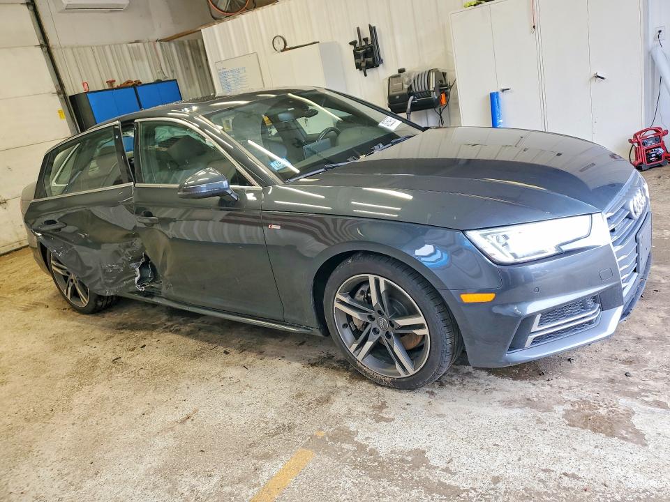 Продаж на аукціоні авто 2018 Audi A4, vin: WAUENAF49JA141293, номер лоту: 48259936