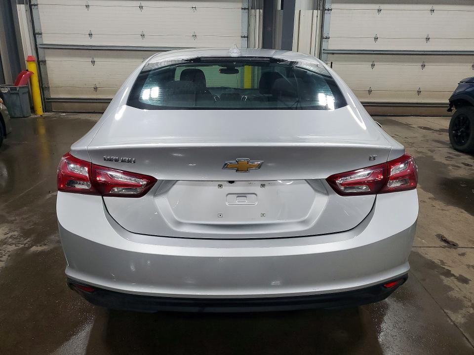 Продажа на аукционе авто 2021 Chevrolet Malibu, vin: 1G1ZD5ST8MF069210, номер лота: 49258126