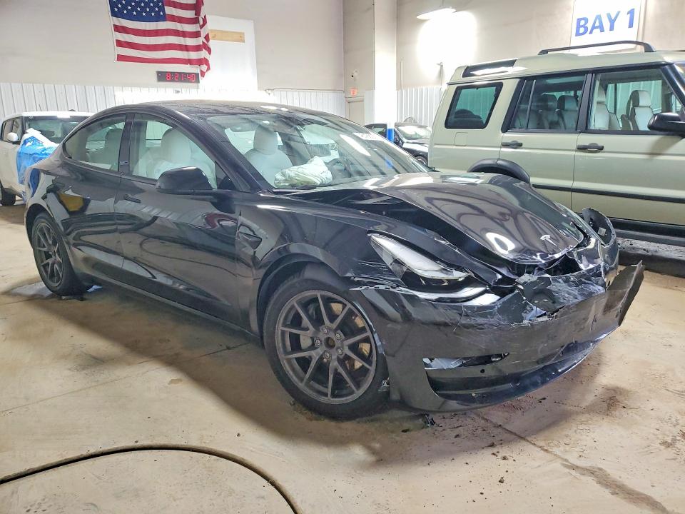 48486056 :رقم المزاد ، 5YJ3E1EB9NF204822 vin ، 2022 Tesla Model 3 مزاد بيع