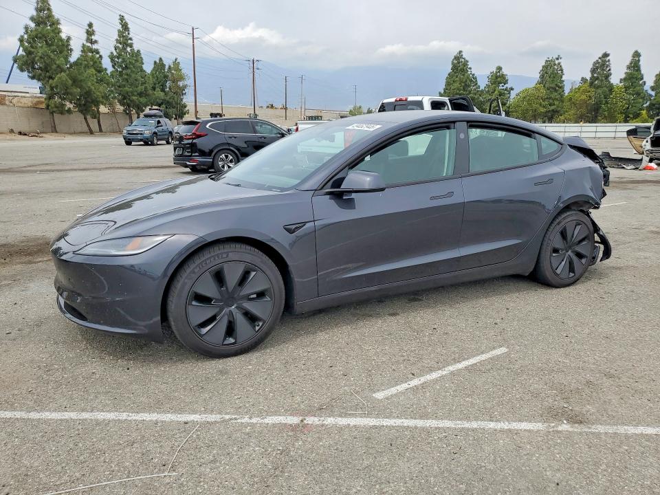 49462946 :رقم المزاد ، 5YJ3E1EA1SF920164 vin ، 2025 Tesla Model 3 مزاد بيع