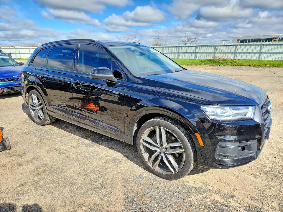 Продаж на аукціоні авто 2017 Audi Q7, vin: WA1LAAF72HD040440, номер лоту: 51680546