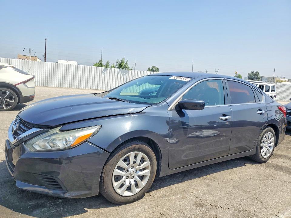 Продажа на аукционе авто 2018 Nissan Altima, vin: 1N4AL3AP5JC297765, номер лота: 52009176