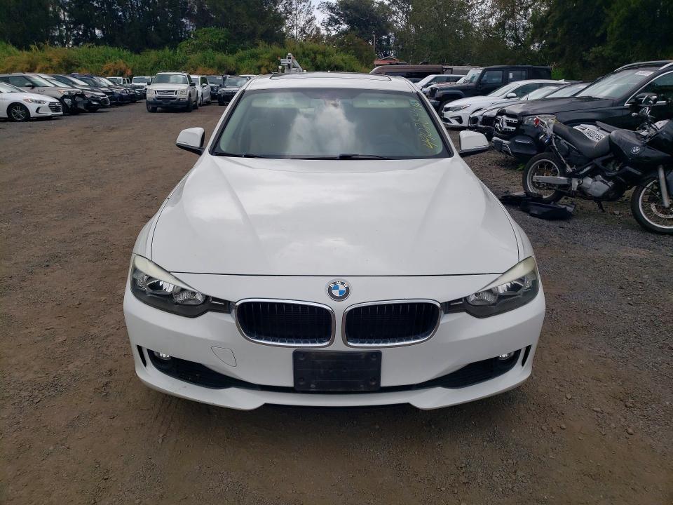 Продаж на аукціоні авто 2015 Bmw 320, vin: WBA3B1C54FK141605, номер лоту: 49026496