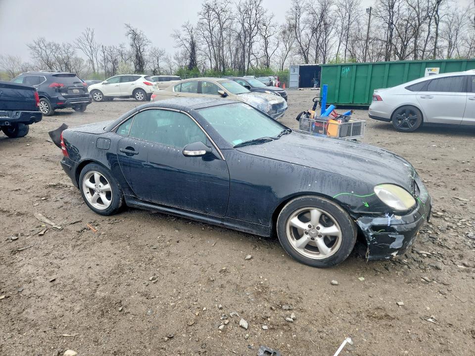 48243986 :رقم المزاد ، WDBKK65FX2F237242 vin ، 2002 Mercedes-benz Slk مزاد بيع