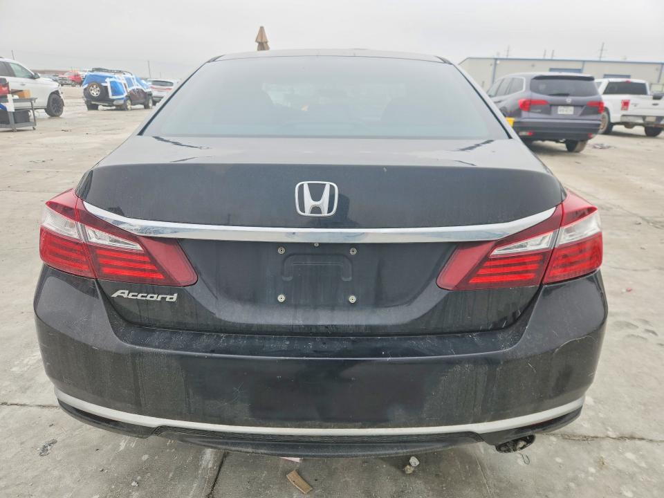 2017 Honda Accord მანქანა იყიდება აუქციონზე, vin: 1HGCR2F3XHA196536, აუქციონის ნომერი: 50485666