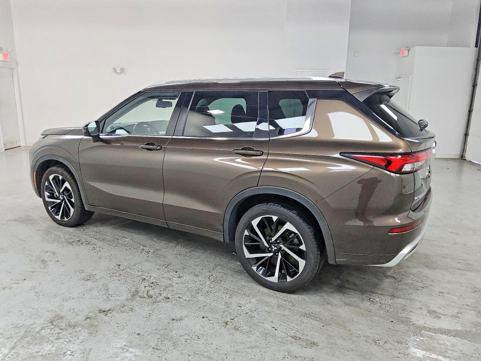 Продаж на аукціоні авто 2022 Mitsubishi Outlander, vin: JA4J4VA83NZ073158, номер лоту: 47715316