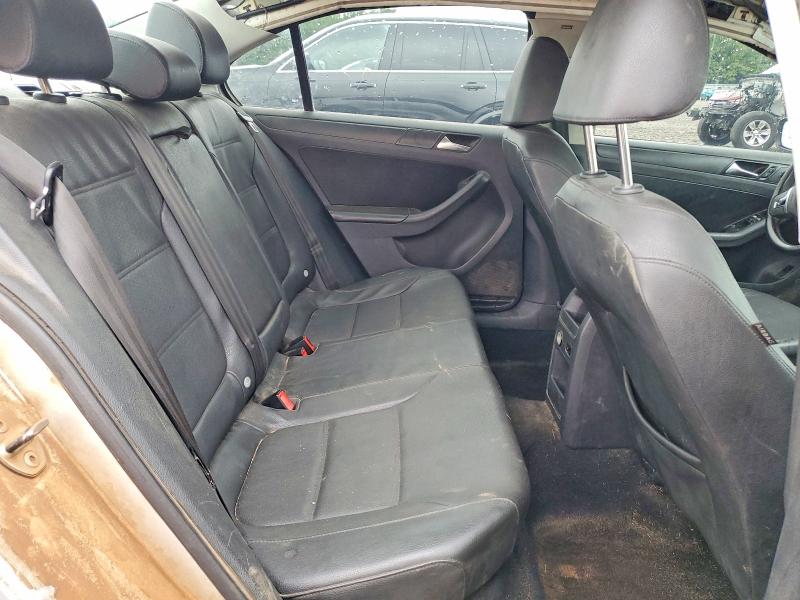 51261786 :رقم المزاد ، 3VWDX7AJ8CM301465 vin ، 2012 Volkswagen Jetta مزاد بيع
