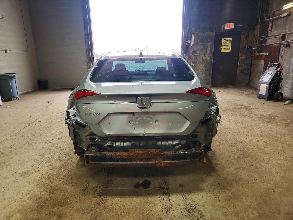 Продажа на аукционе авто 2018 Honda Civic, vin: 19XFC2F7XJE203133, номер лота: 50649236