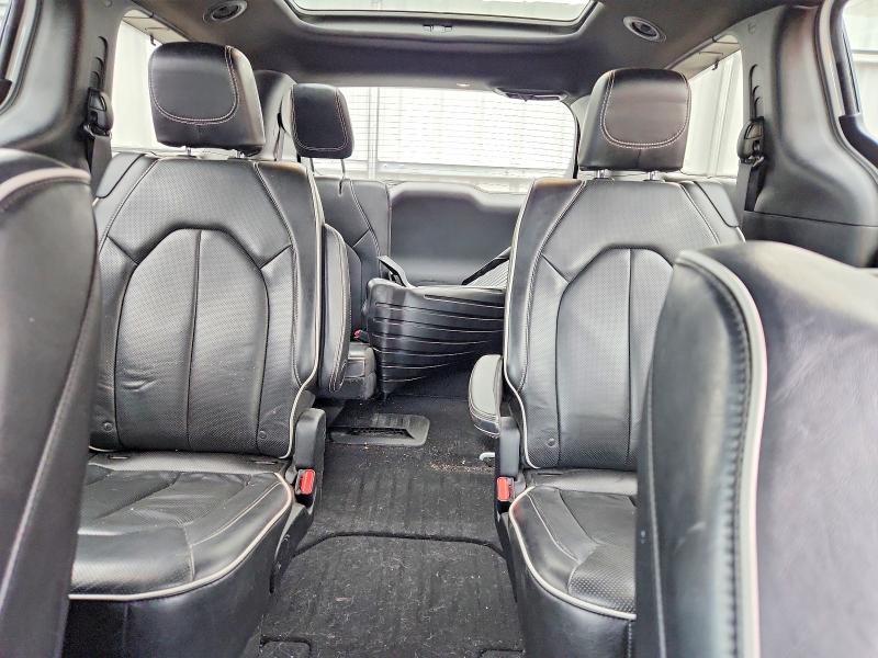Продажа на аукционе авто 2018 Chrysler Pacifica, vin: 2C4RC1GG8JR261911, номер лота: 51683366