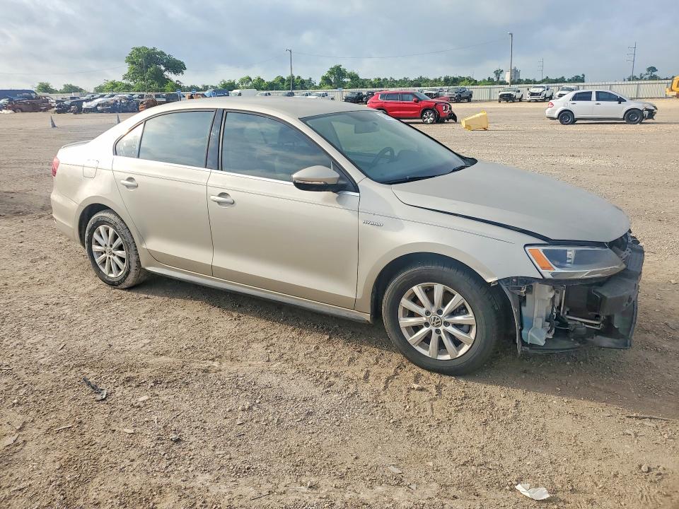 49687106 :رقم المزاد ، 3VW637AJ2EM214569 vin ، 2014 Volkswagen Jetta مزاد بيع