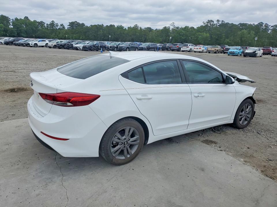 51177956 :رقم المزاد ، 5NPD84LF0JH250683 vin ، 2018 Hyundai Elantra مزاد بيع