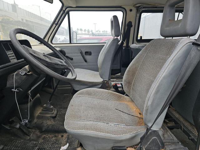 48935056 :رقم المزاد ، WV2YB0253LH036942 vin ، 1990 Volkswagen Vanagon مزاد بيع