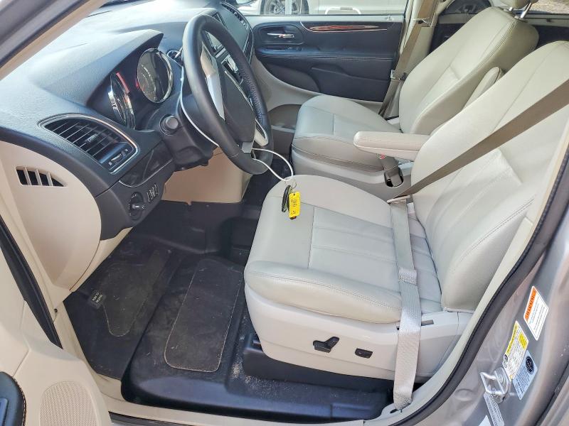 2015 Chrysler Town & Country მანქანა იყიდება აუქციონზე, vin: 2C4RC1BG7FR572504, აუქციონის ნომერი: 48330336