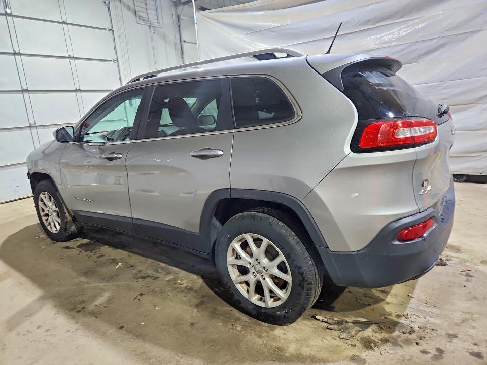 Продажа на аукционе авто 2015 Jeep Cherokee, vin: 1C4PJMCB6FW667421, номер лота: 49952576