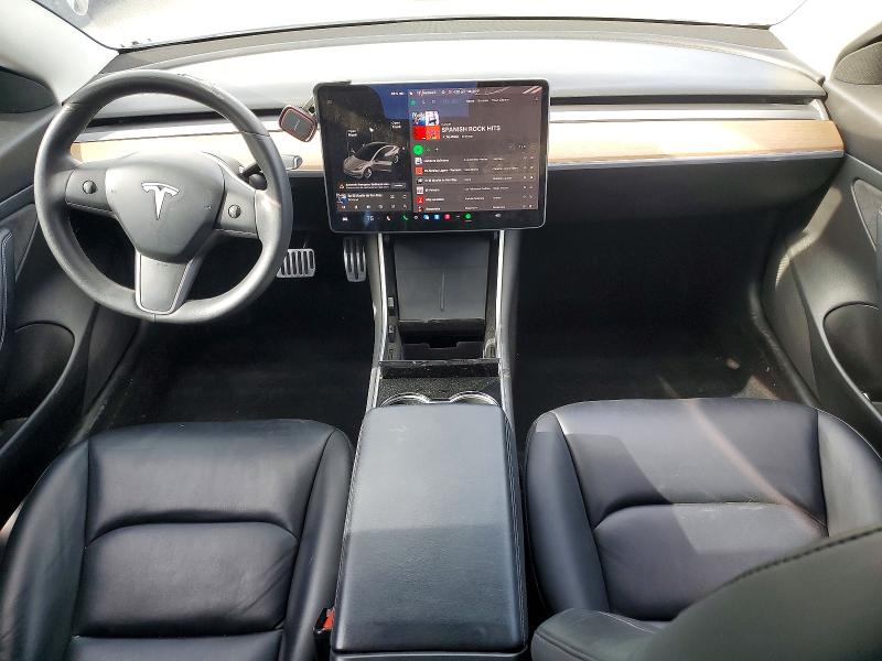 48829586 :رقم المزاد ، 5YJ3E1EA3LF745918 vin ، 2020 Tesla Model 3 مزاد بيع