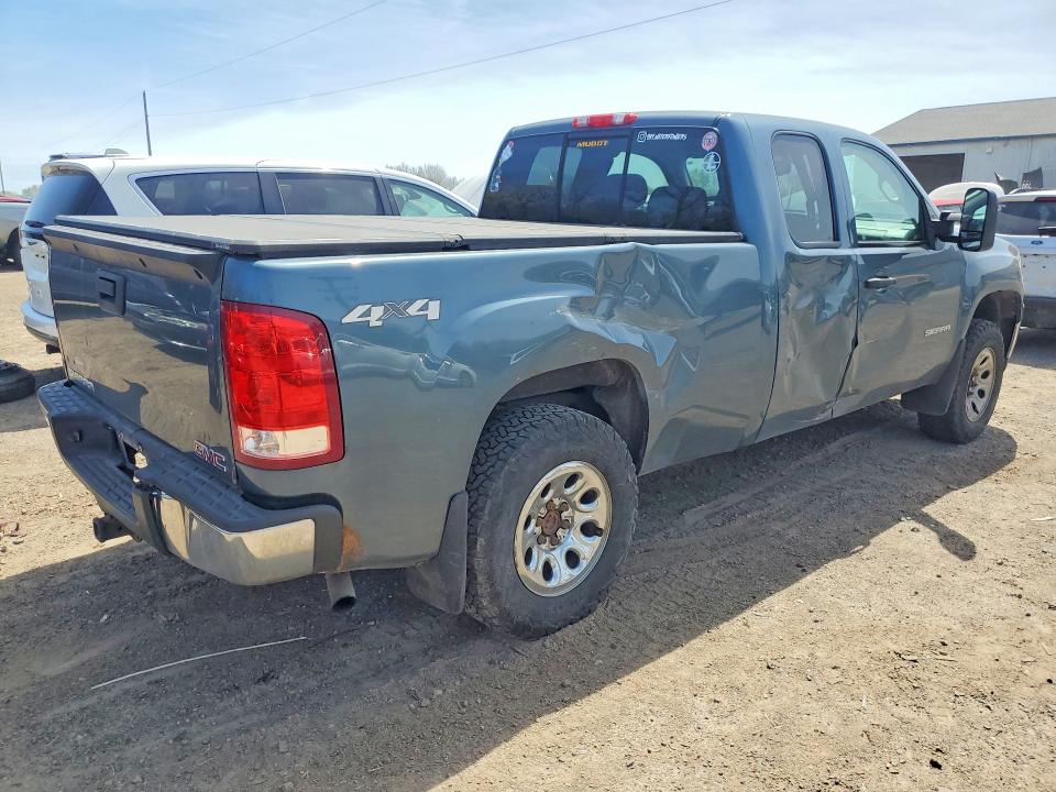 50602406 :رقم المزاد ، 1GTR2UEA4BZ196307 vin ، 2011 Gmc Sierra مزاد بيع