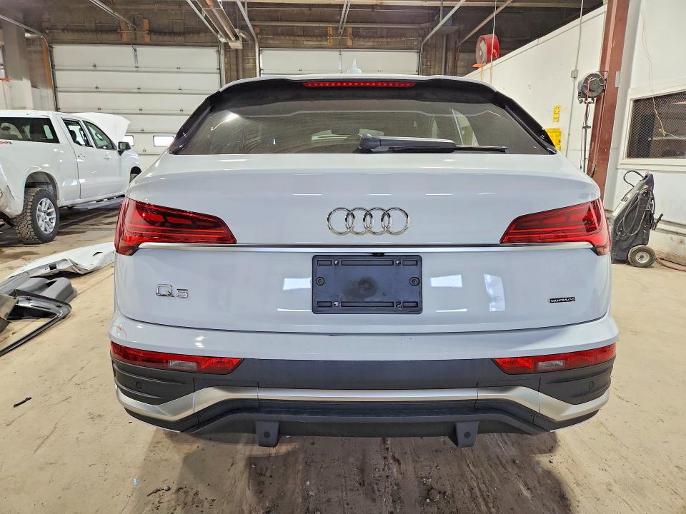 50111896 :رقم المزاد ، WA15AAFY5M2125389 vin ، 2021 Audi Q5 مزاد بيع