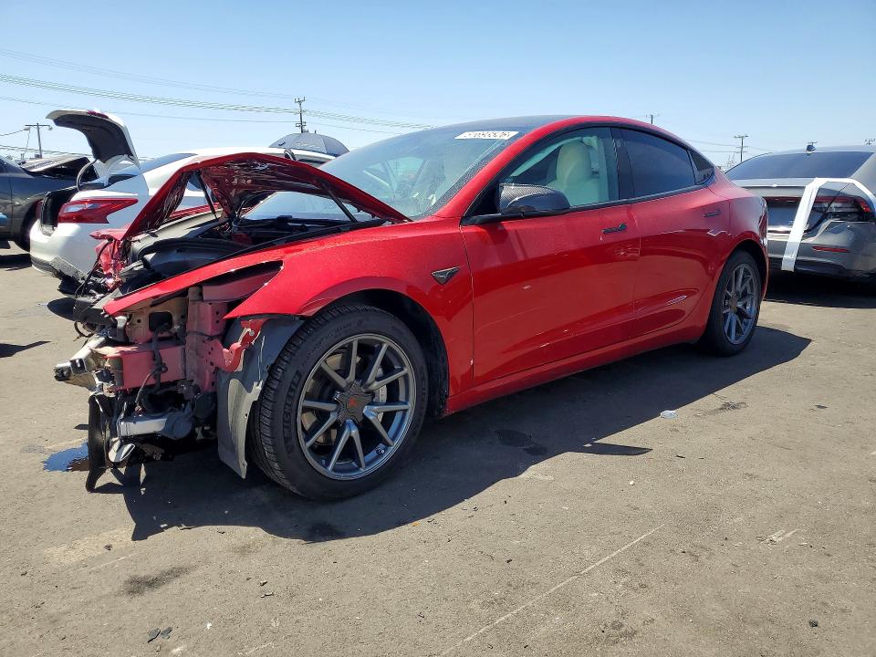 51693526 :رقم المزاد ، 5YJ3E1EBXMF073754 vin ، 2021 Tesla Model 3 مزاد بيع